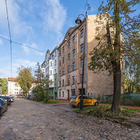 Lienes Iela Gem 1Br Apartment With Fireplace In Historic Unesco Center Riga Exteriér fotografie