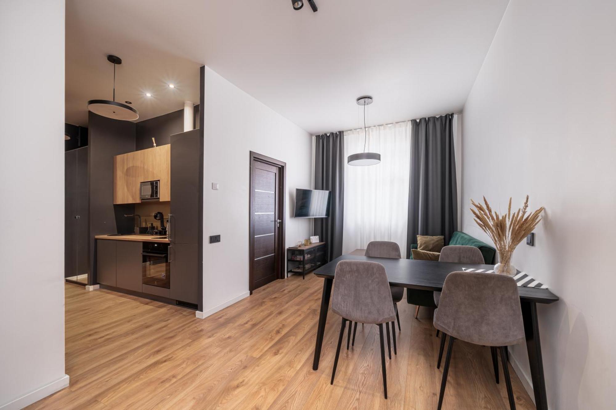 Lienes Iela Gem 1Br Apartment With Fireplace In Historic Unesco Center Riga Exteriér fotografie