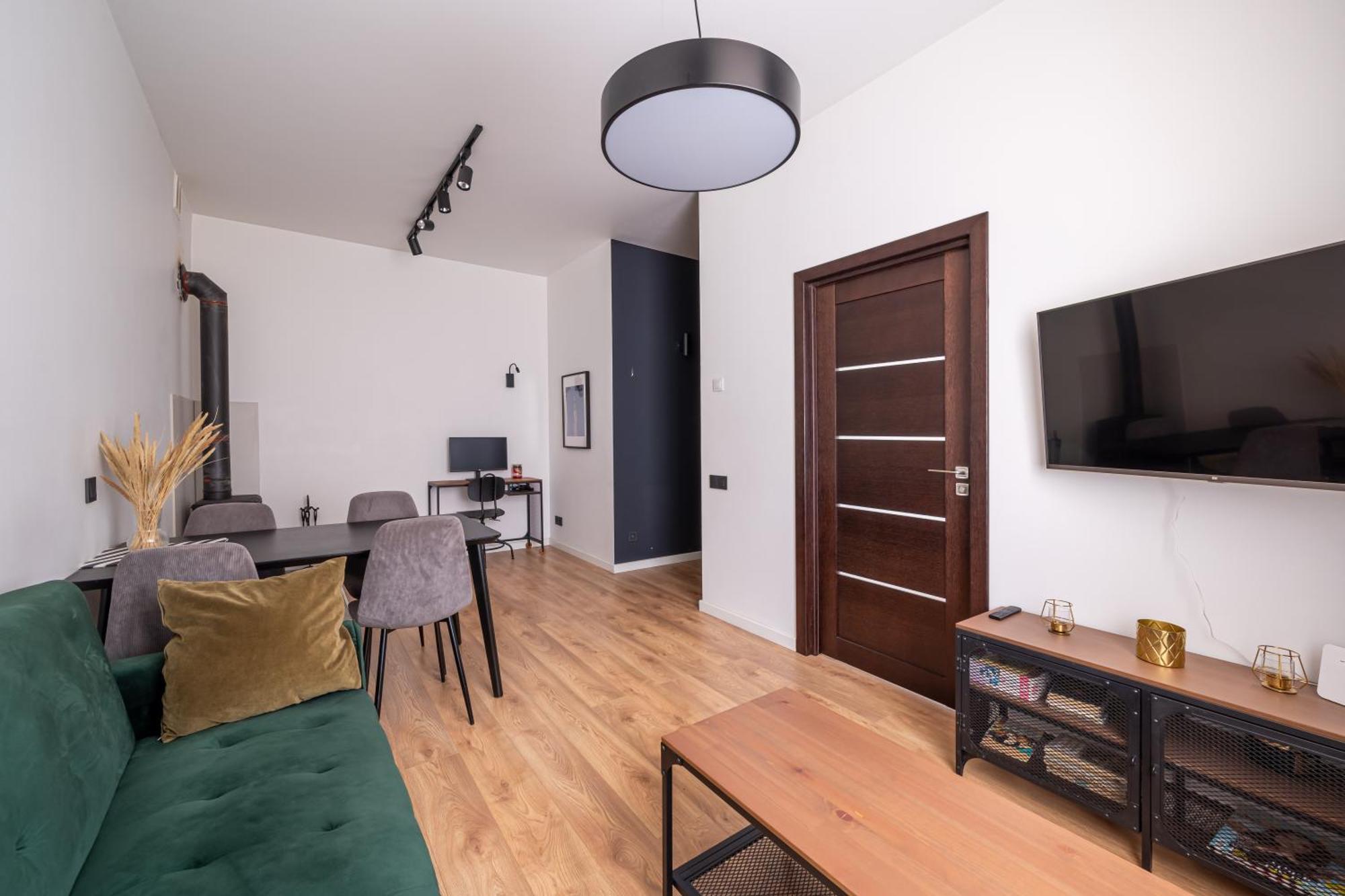 Lienes Iela Gem 1Br Apartment With Fireplace In Historic Unesco Center Riga Exteriér fotografie