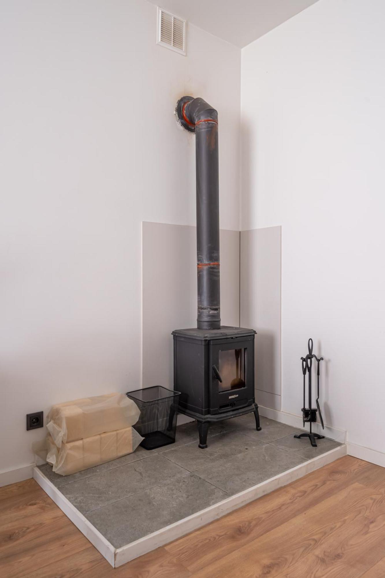 Lienes Iela Gem 1Br Apartment With Fireplace In Historic Unesco Center Riga Exteriér fotografie